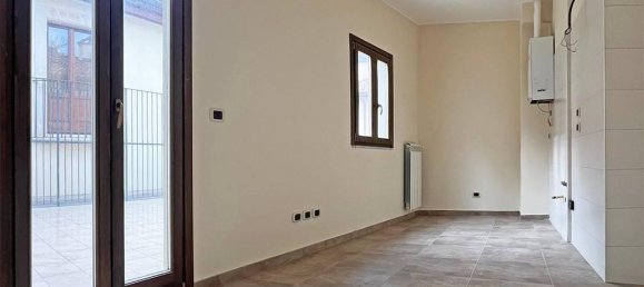 2 rooms Apartment in L'Aquila, Italy No. 144070 11