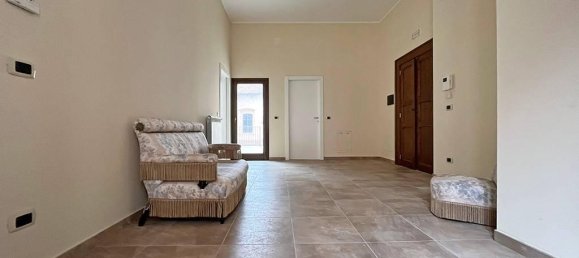 2 rooms Apartment in L'Aquila, Italy No. 144070 8