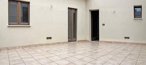2 rooms Apartment in L'Aquila, Italy No. 144070 13