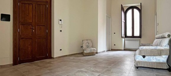 2 rooms Apartment in L'Aquila, Italy No. 144070 7
