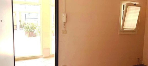 3-salle Appartement à Massa Lombarda, Italy No. 80584 13