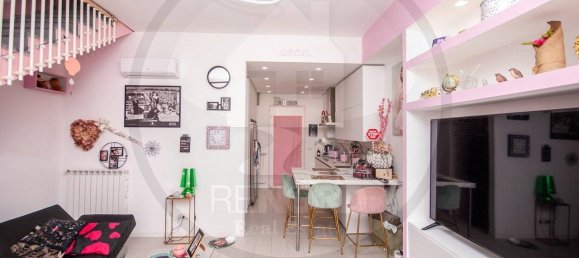 2 bedrooms House in Pavia, Italy No. 189191 2