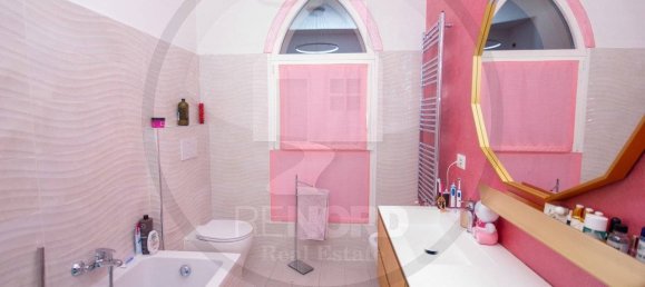 2 bedrooms House in Pavia, Italy No. 189191 13