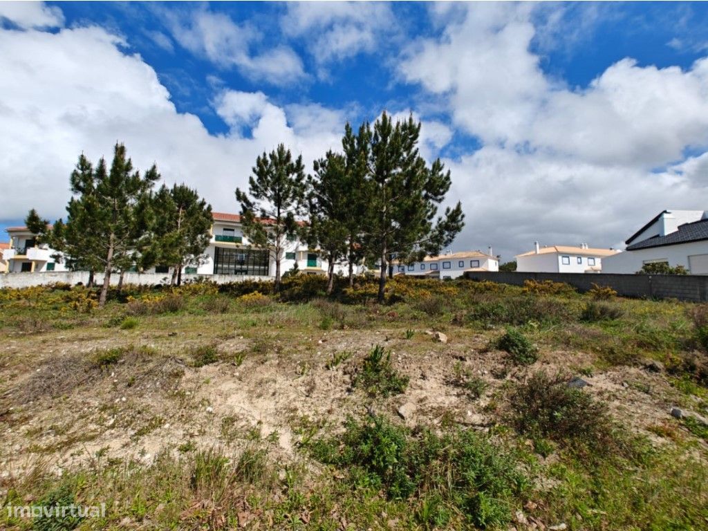 Terreno em Foz do Arelho, Portugal 649 m² N.º 199833