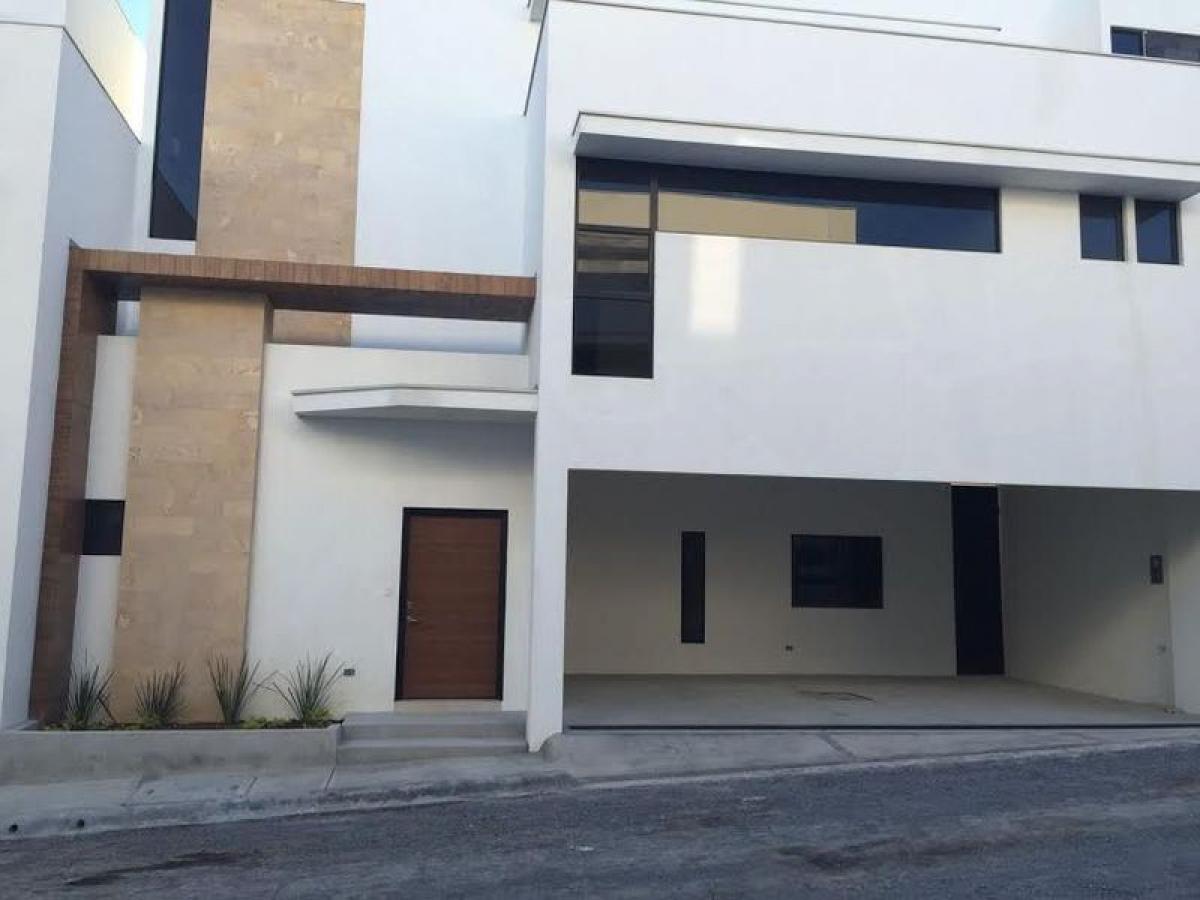3 bedrooms House in Nuevo Leon, Mexico No. 154598