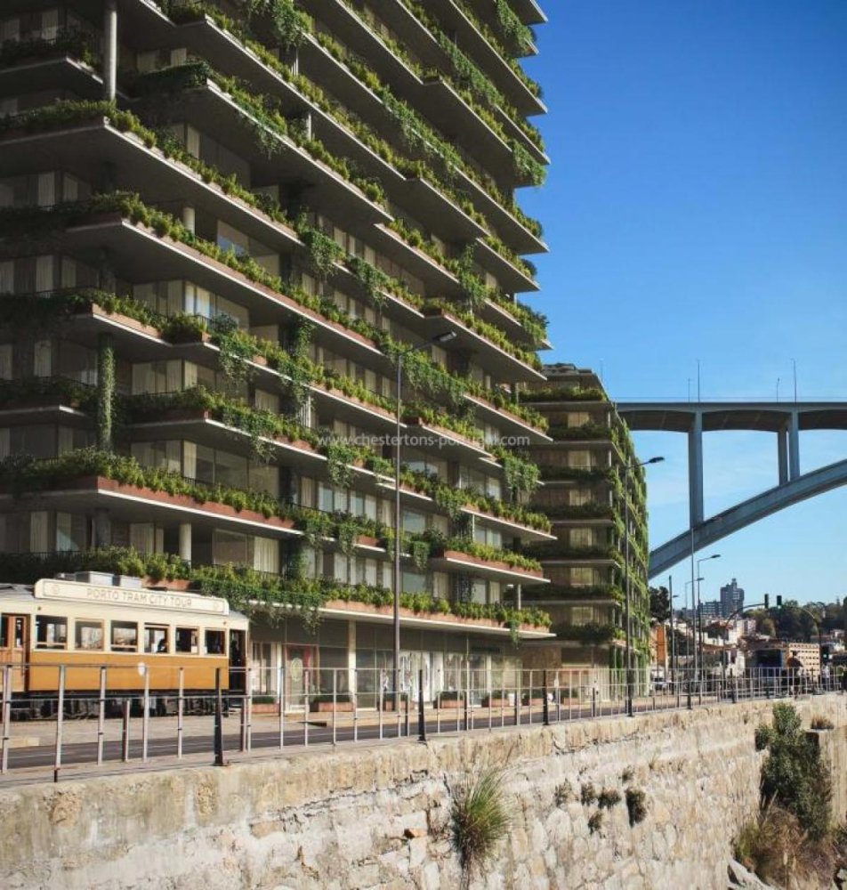 3 bedrooms Apartment in Porto, Portugal No. 4046