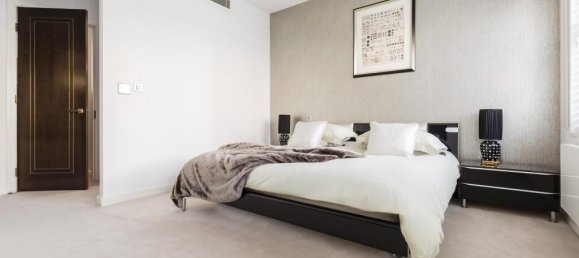 3 bedrooms House in London, United Kingdom No. 13137 8