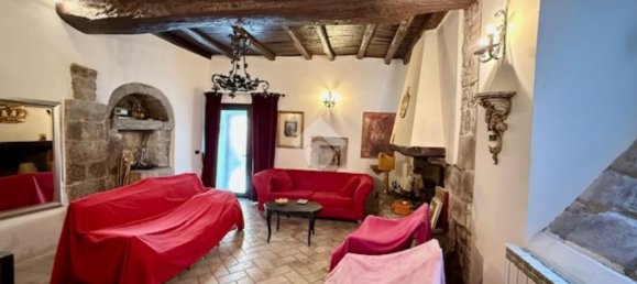 7 bedrooms House in Montefiascone, Italy No. 369828 4