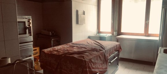 Gebäude in Recoaro Terme, Italy 1000m², Nr. 61362 4