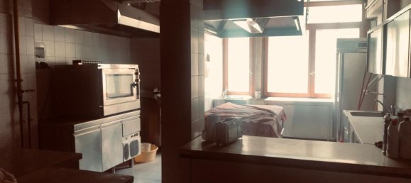 Gebäude in Recoaro Terme, Italy 1000m², Nr. 61362 3