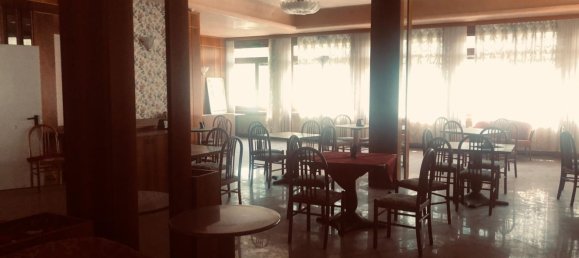 Gebäude in Recoaro Terme, Italy 1000m², Nr. 61362 2