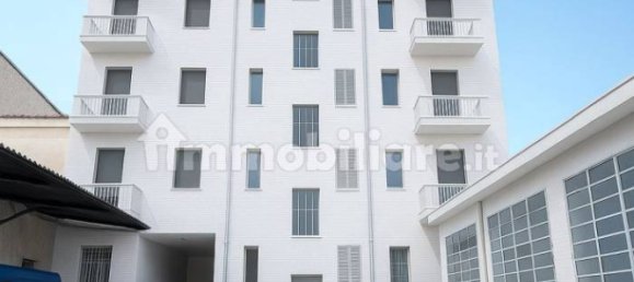 5 rooms Building in Turin, Italy No. 322501 2