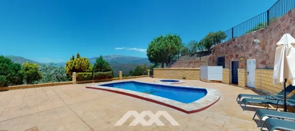 6 bedrooms Villa in Sayalonga, Spain No. 41903 29
