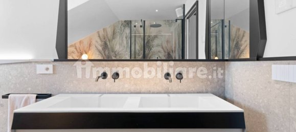 3 غرف نوم بانتهاوس في Turin, Italy رقم 377973 24