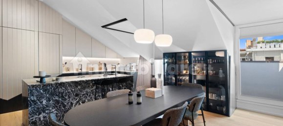 3 غرف نوم بانتهاوس في Turin, Italy رقم 377973 5