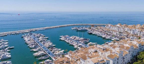 2 bedrooms Apartment in Marbella, Spain No. 191108 2