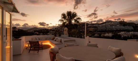 3 bedrooms Penthouse in La Quinta, Spain No. 139199 43