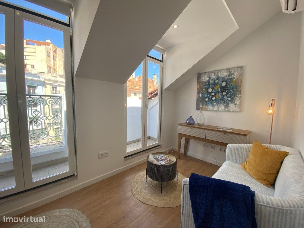 2 bedrooms Apartment in Lisbon, Portugal No. 35777