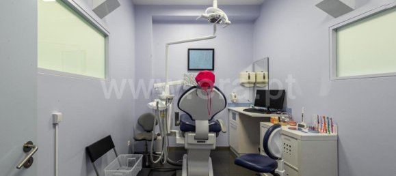 Büro in Porto, Portugal 162m², Nr. 93900 12