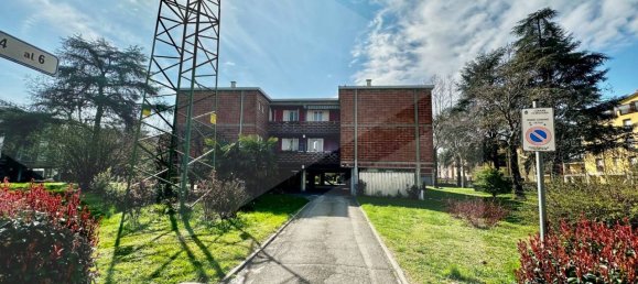 4 rooms Apartment in Bologna, Italy No. 21399 29