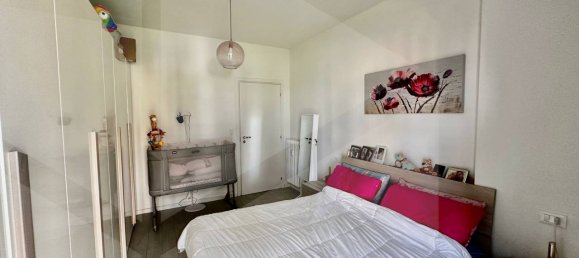 4 rooms Apartment in Bologna, Italy No. 21399 23