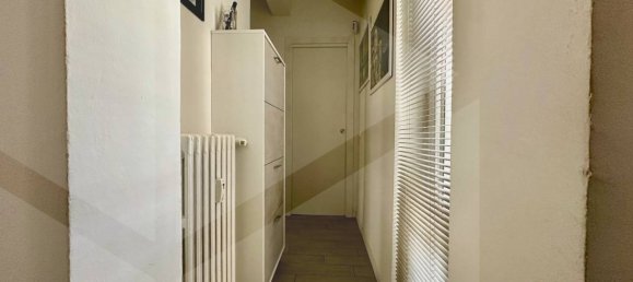 4 rooms Apartment in Bologna, Italy No. 21399 14