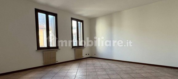 Квартира с 3 спальнями в Удине, Италия № 144521 8