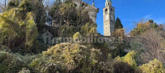 Квартира с 3 спальнями в Удине, Италия № 144521 3