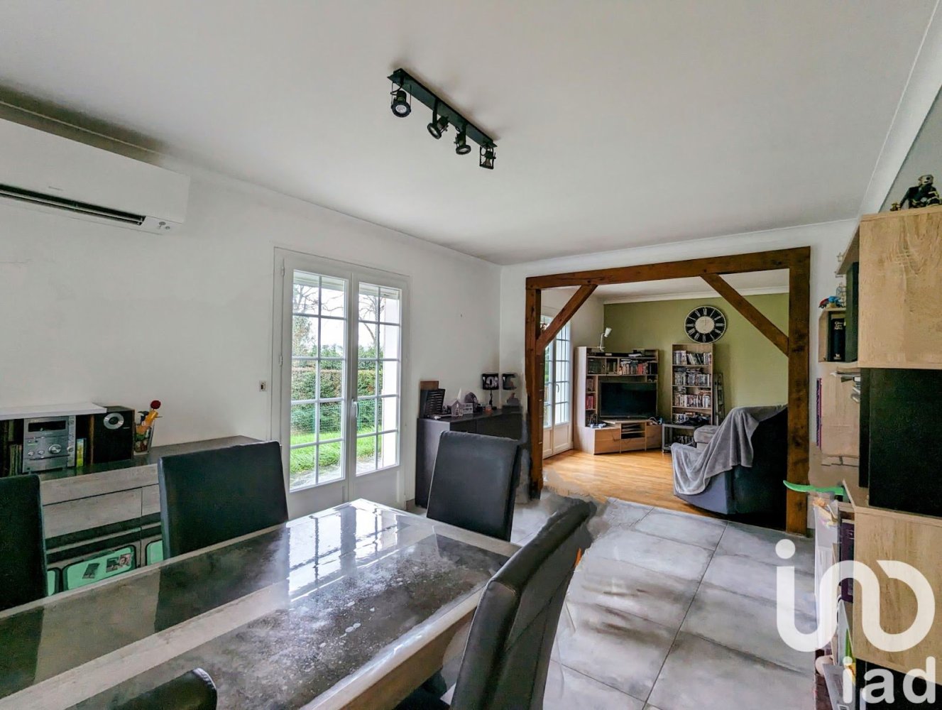 Casa de 3 dormitorios en Pontlevoy, France No. 74651