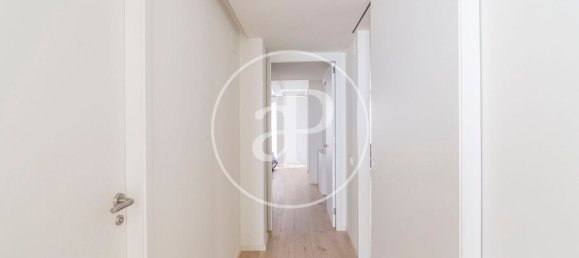 Apartamento de 2 dormitorios en Ciudad Vieja, Spain No. 85940 14