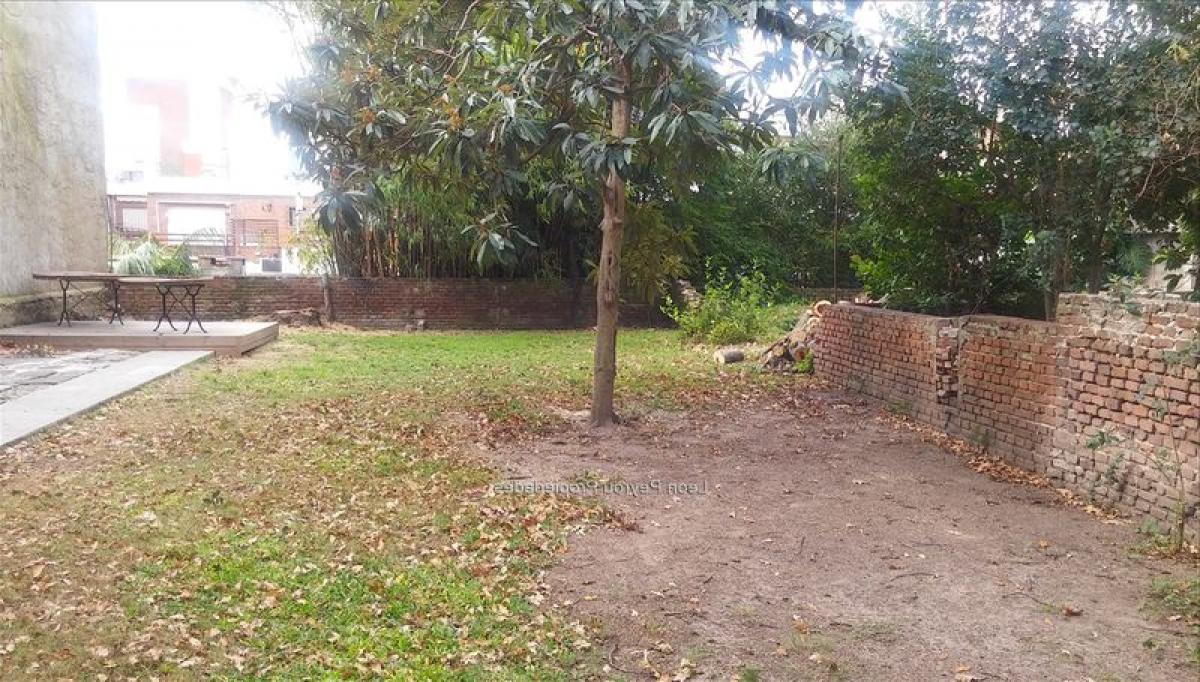 2 bedrooms Apartment in Montevideo, Uruguay No. 9576