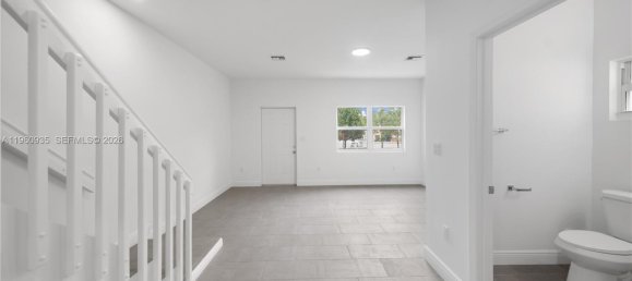 3 dormitorios dúplex en venta en Miami, Miami-Dade, Florida, USA № 615694 11