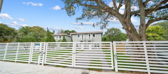 3 dormitorios dúplex en venta en Miami, Miami-Dade, Florida, USA № 615694 25