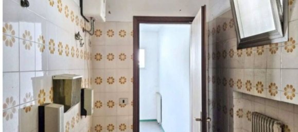 304m² Commercial property in Susegana, Italy No. 291458 7