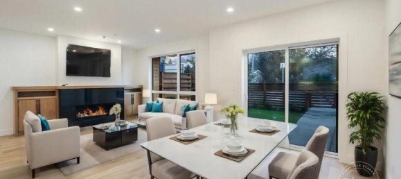 2 bedrooms House in British Columbia, Canada No. 1345 11