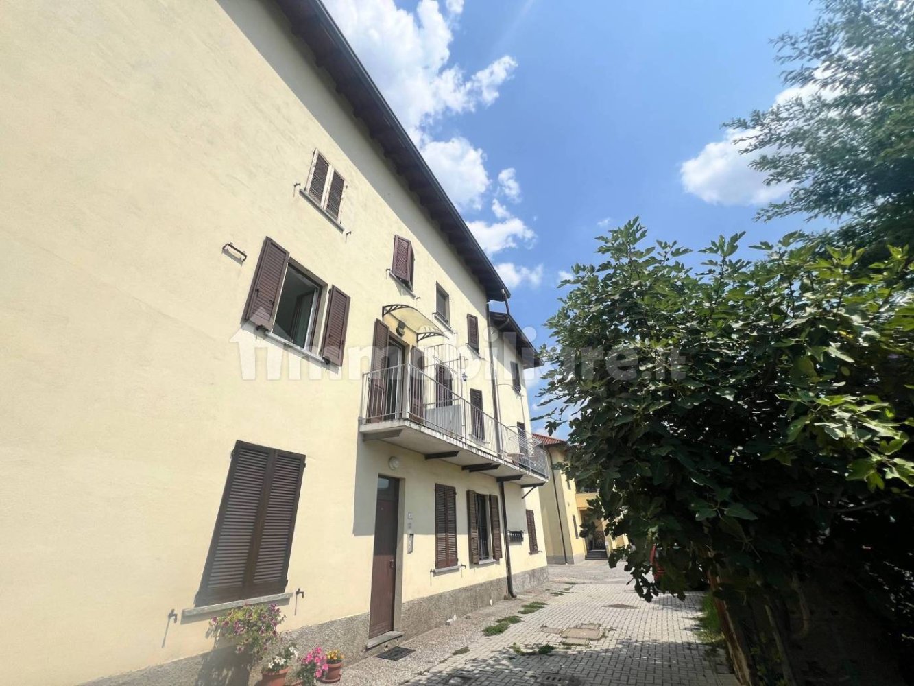 Квартира с 2 спальнями в Комо, Италия № 163276