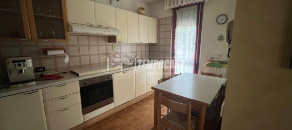 2 bedrooms Apartment in Ponte San Pietro, Italy No. 225343 6