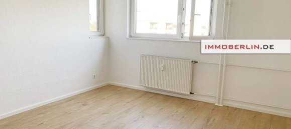 3 rooms Apartment in Berlin, Germany No. 100384 2