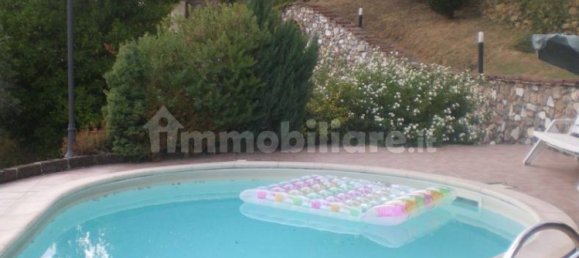 2 bedrooms Villa in Pietrasanta, Italy No. 229156 3