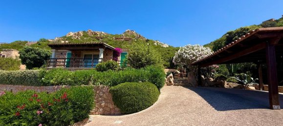 4 bedrooms Villa in Trinità d'Agultu e Vignola, Italy No. 325969 5