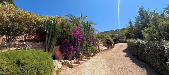 4 bedrooms Villa in Trinità d'Agultu e Vignola, Italy No. 325969 6