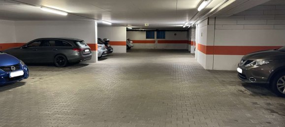  Parking in Munich, Germany No. 365870 3