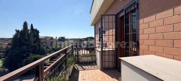 3 bedrooms Penthouse in Rome, Italy No. 34064 30