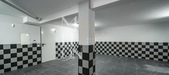 3 bedrooms House in Madalena, Portugal No. 18053 19