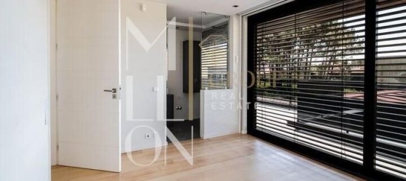 3 bedrooms House in Madalena, Portugal No. 18053 14