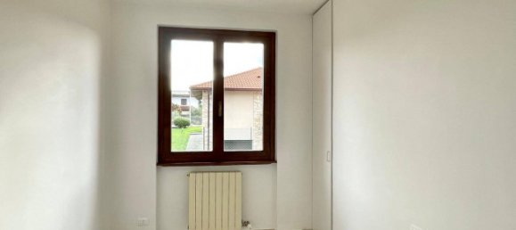 Дом с 3 спальнями в Педренго, Италия № 363293 10