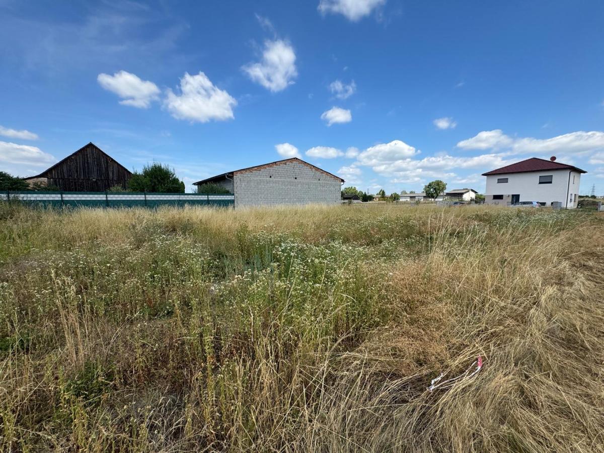 941m² Land in Atzenbrugg, Austria No. 154091