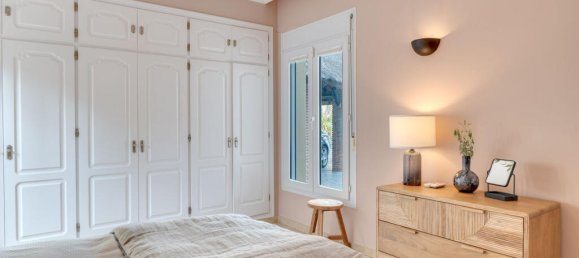 5 bedrooms Villa in Marbella, Spain No. 68046 49