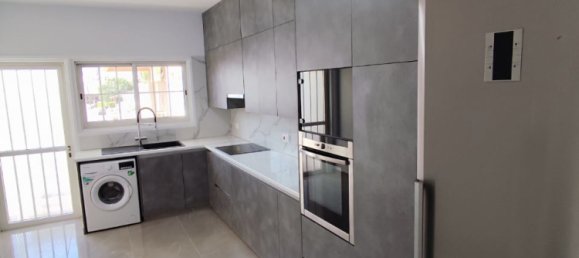 3 dormitorios apartamento en alquiler en Larnaca, Larnaka, Cyprus № 26472 5