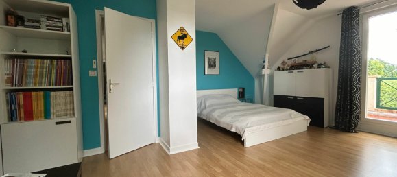 5 Schlafzimmer Haus in Saint-Antoine-du-Rocher, France, Nr. 227094 10